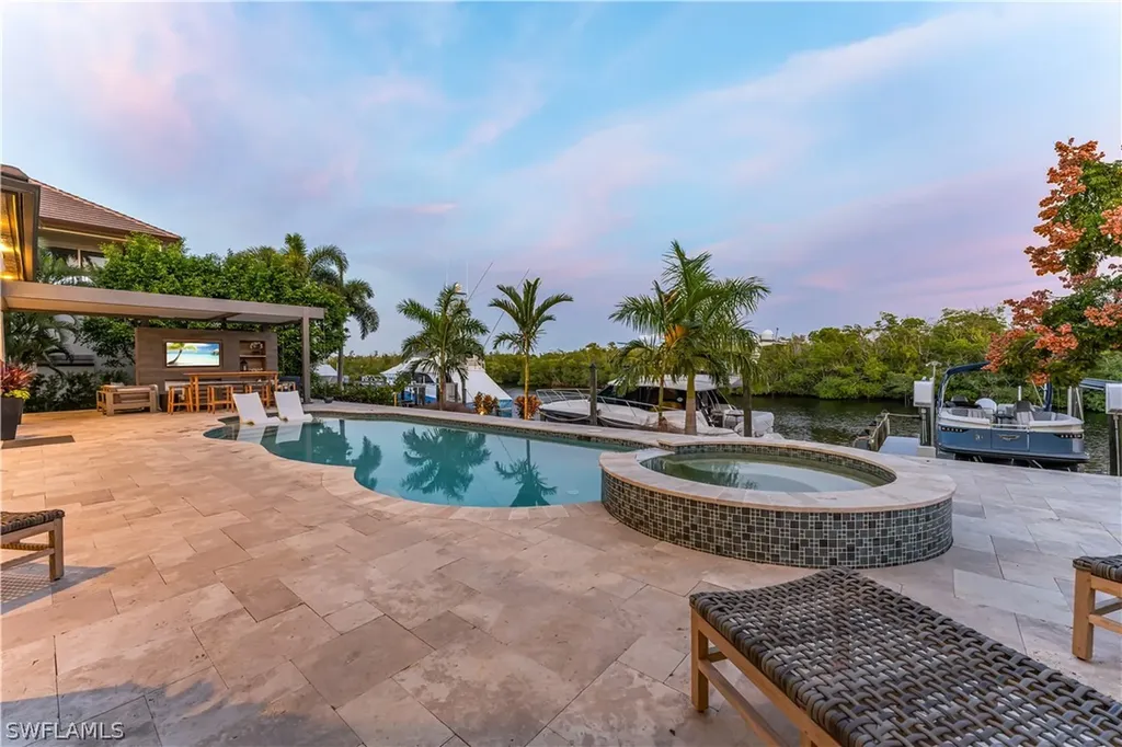 6680 Daniel Court Fort Myers FL 33908