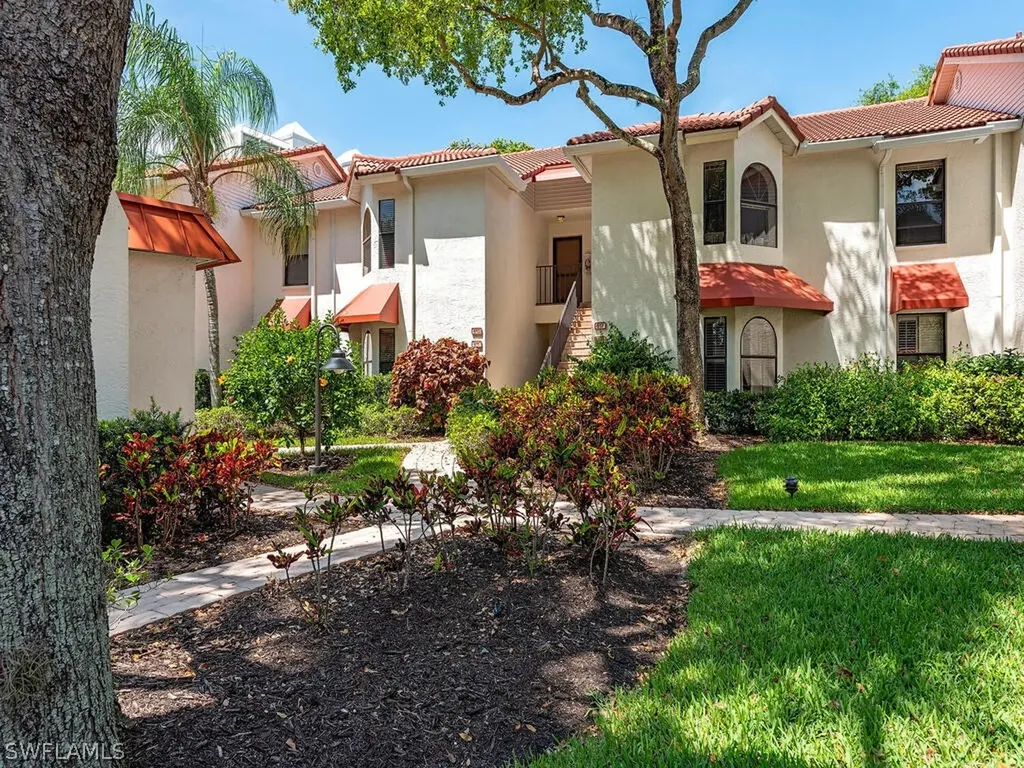 611 Serendipity Drive Naples FL 34108