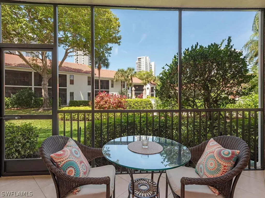 611 Serendipity Drive Naples FL 34108