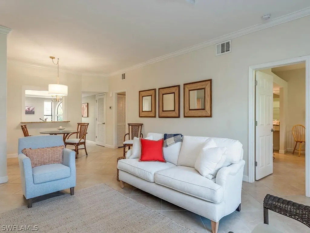 611 Serendipity Drive Naples FL 34108