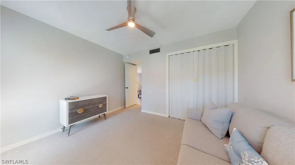 53 High Point Circle W Naples FL 34103