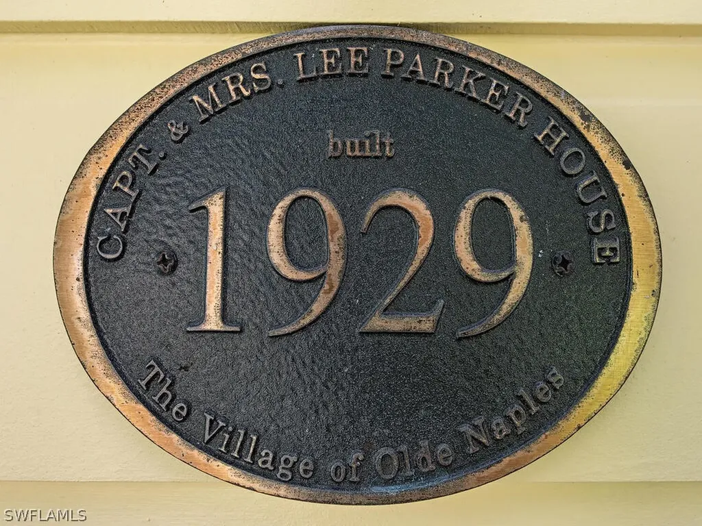 680 8th Avenue S Naples FL 34102