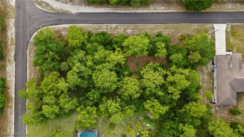 2002 Edward Avenue Alva FL 33920