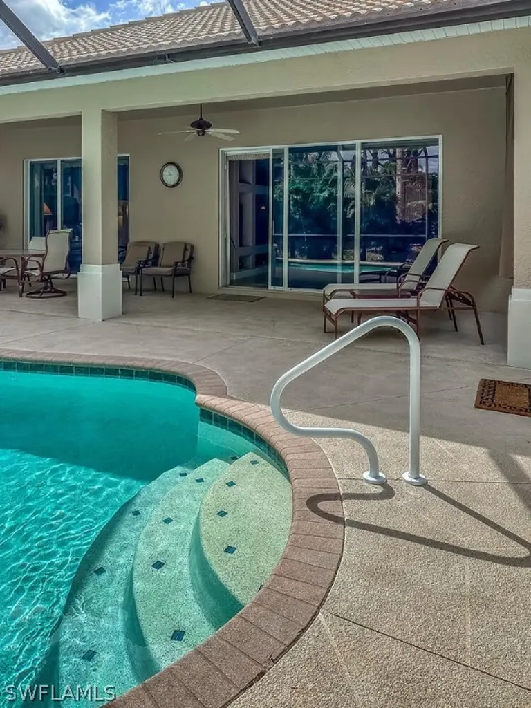 3095 Santorini Court Naples FL 34119