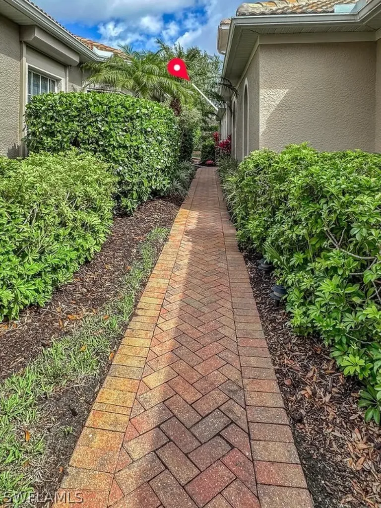 3095 Santorini Court Naples FL 34119