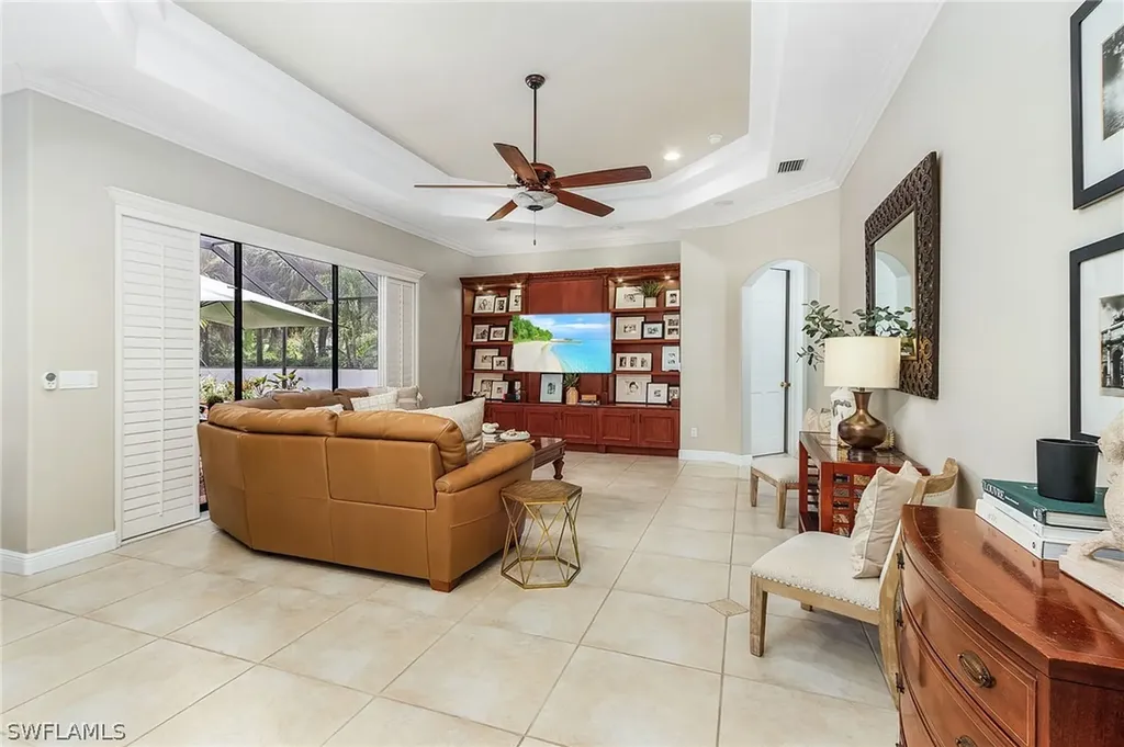 1911 Piccadilly Circle Cape Coral FL 33991