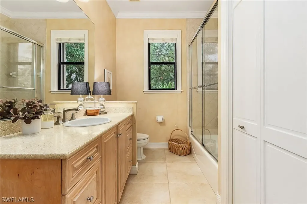 1911 Piccadilly Circle Cape Coral FL 33991