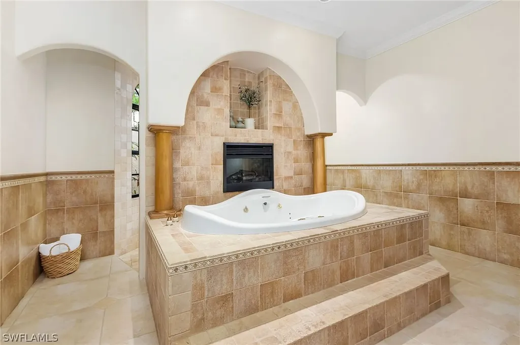 1911 Piccadilly Circle Cape Coral FL 33991