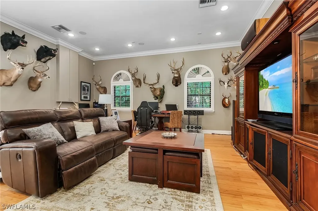 1911 Piccadilly Circle Cape Coral FL 33991
