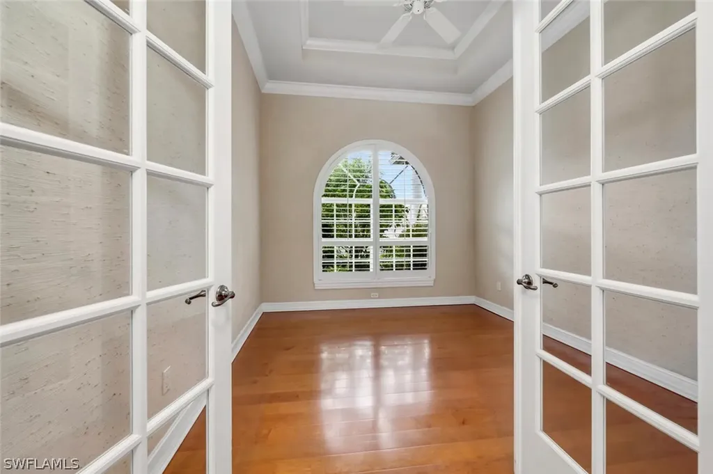 4956 Rustic Oaks Circle Naples FL 34105