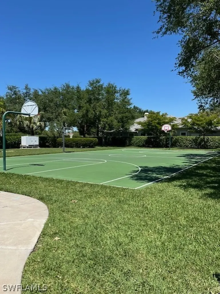 4956 Rustic Oaks Circle Naples FL 34105
