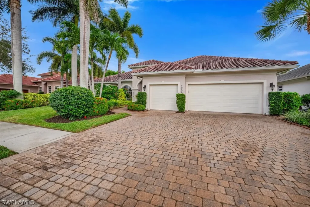 4956 Rustic Oaks Circle Naples FL 34105