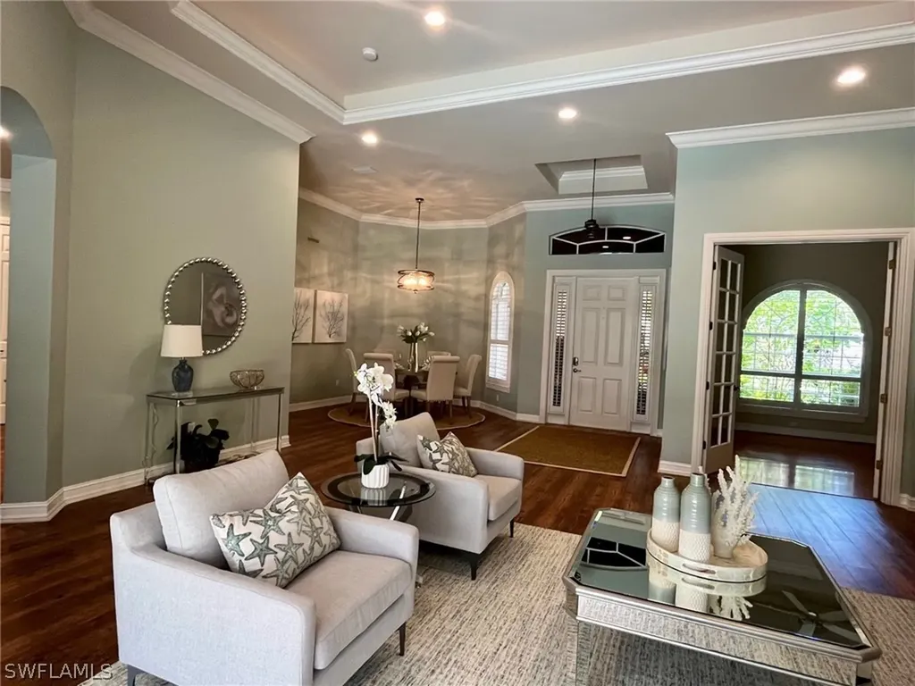 4956 Rustic Oaks Circle Naples FL 34105