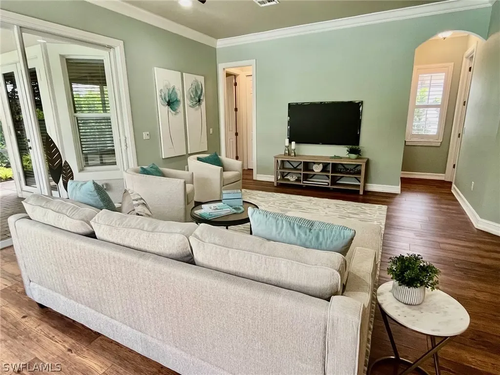 4956 Rustic Oaks Circle Naples FL 34105