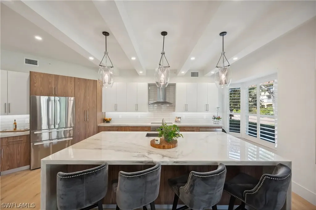 1875 Les Chateaux Boulevard Naples FL 34109