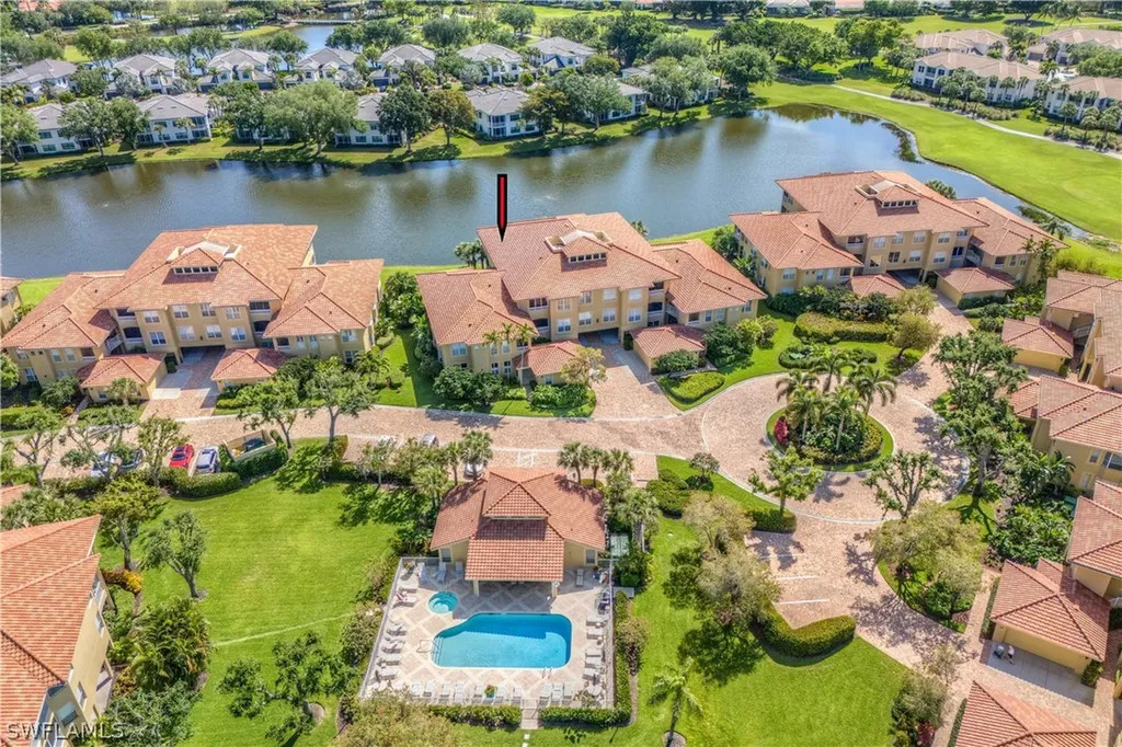 1875 Les Chateaux Boulevard Naples FL 34109