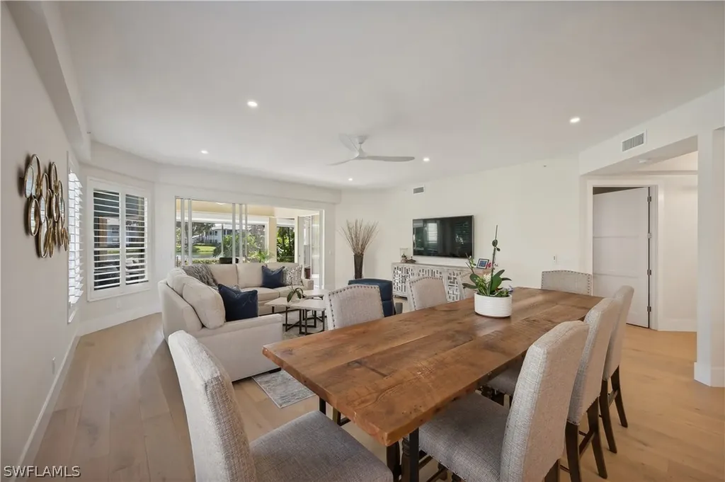 1875 Les Chateaux Boulevard Naples FL 34109