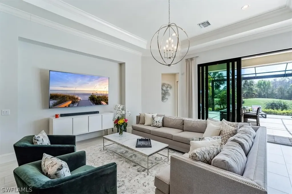 6368 Burnham Road Naples FL 34119
