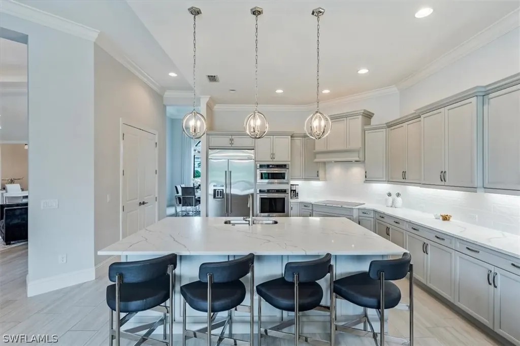 6368 Burnham Road Naples FL 34119