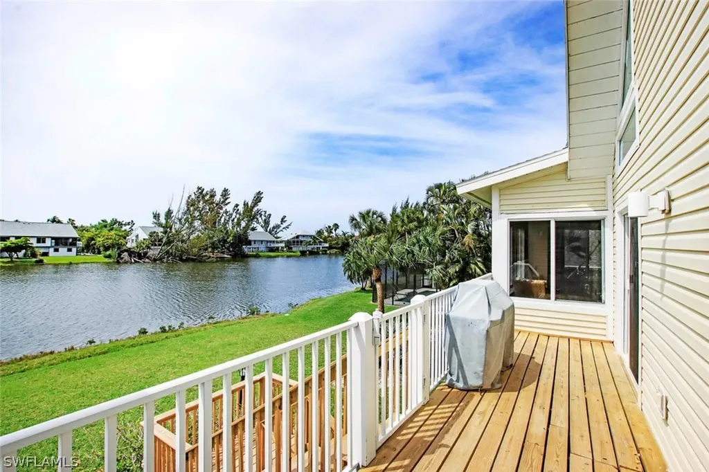 9003 Mockingbird Drive Sanibel FL 33957