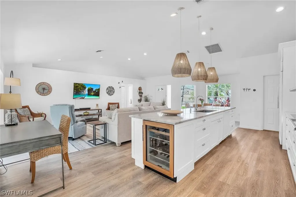 911 Ironwood Court Marco Island FL 34145