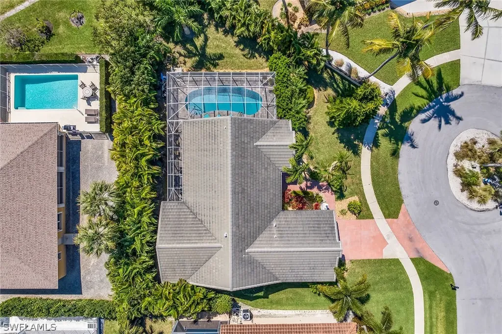 911 Ironwood Court Marco Island FL 34145