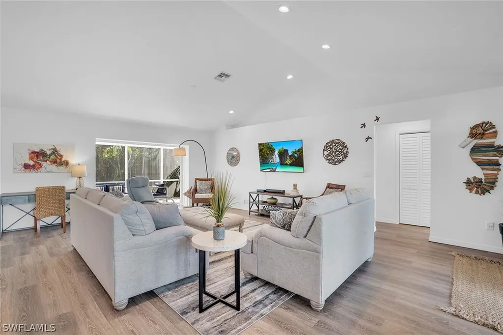 911 Ironwood Court Marco Island FL 34145