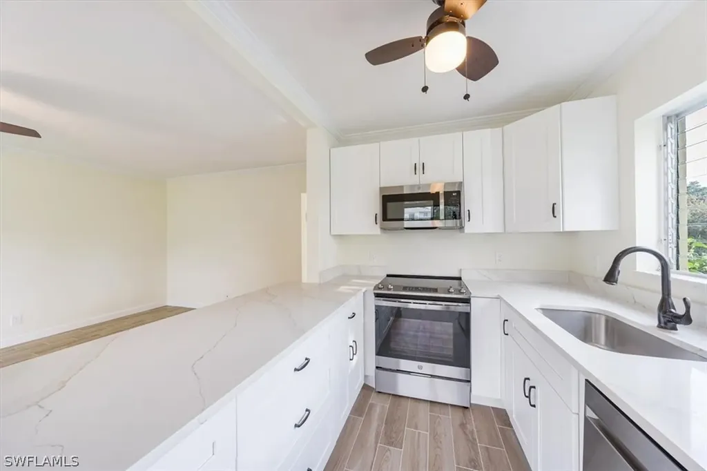 473 12th Avenue S Naples FL 34102
