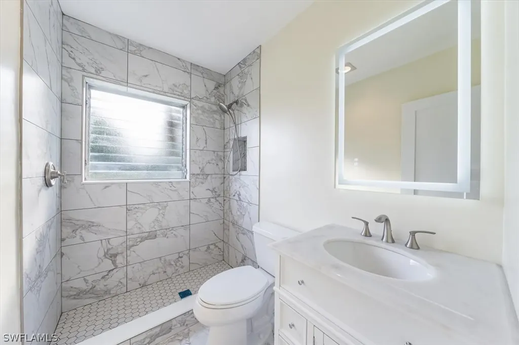 473 12th Avenue S Naples FL 34102