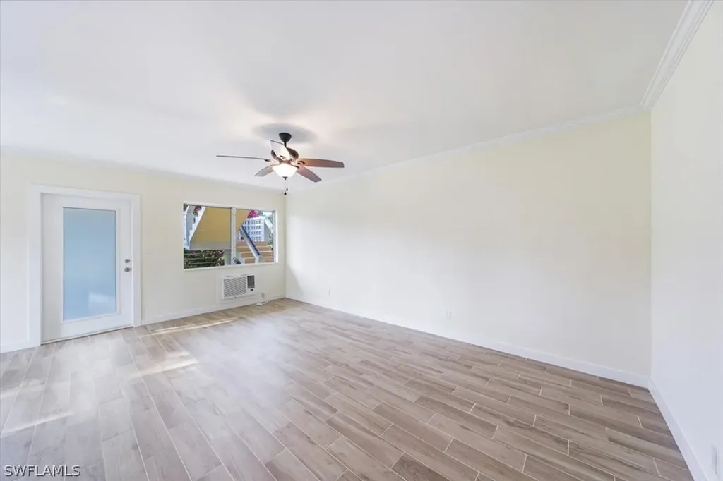 473 12th Avenue S Naples FL 34102
