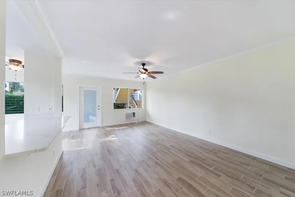 473 12th Avenue S Naples FL 34102