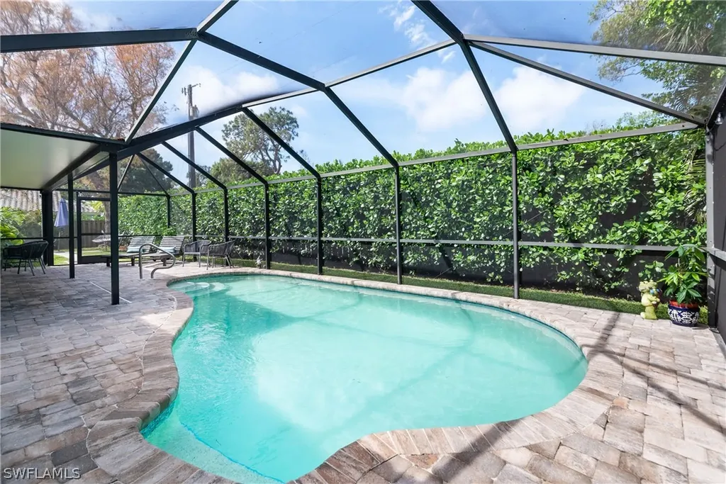 237 Burning Tree Drive Naples FL 34105