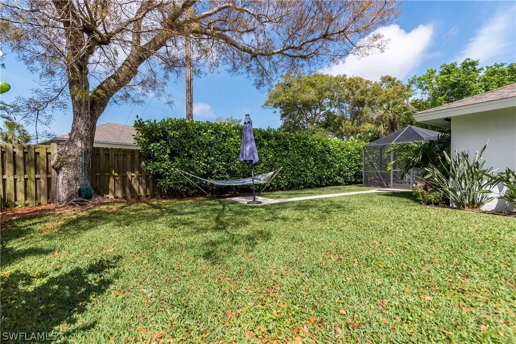 237 Burning Tree Drive Naples FL 34105