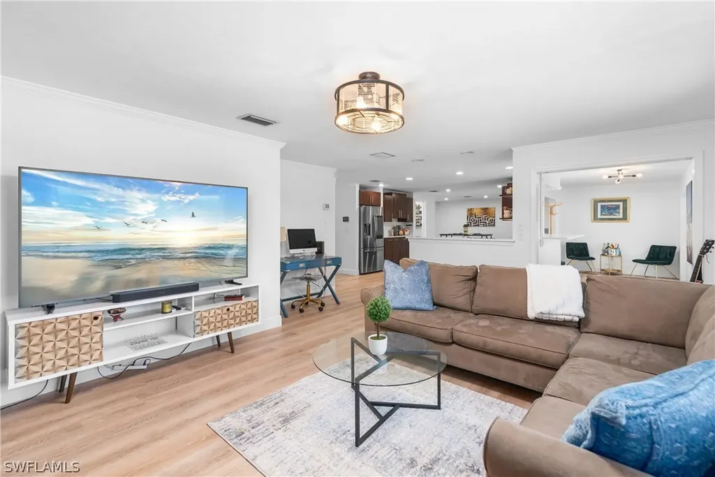 237 Burning Tree Drive Naples FL 34105