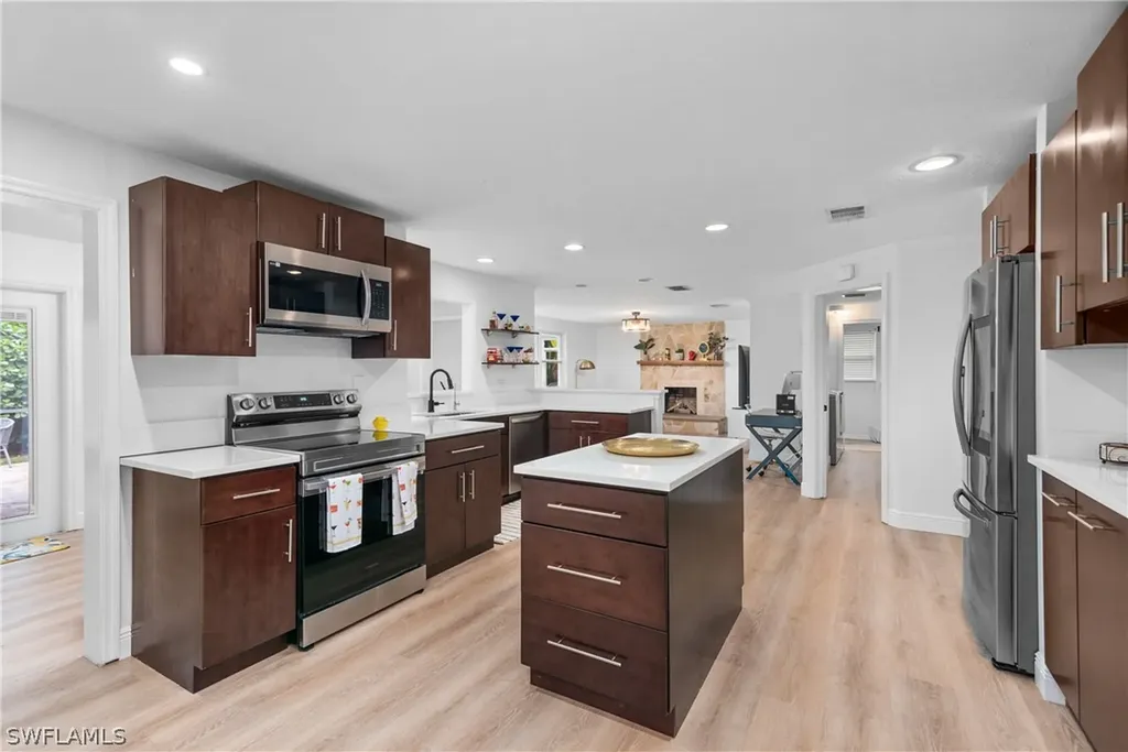 237 Burning Tree Drive Naples FL 34105