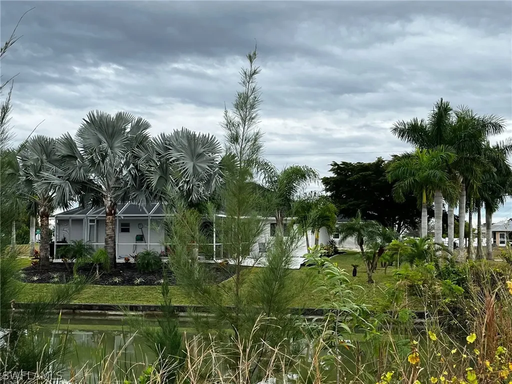 3429 Andalusia Boulevard Cape Coral FL 33909