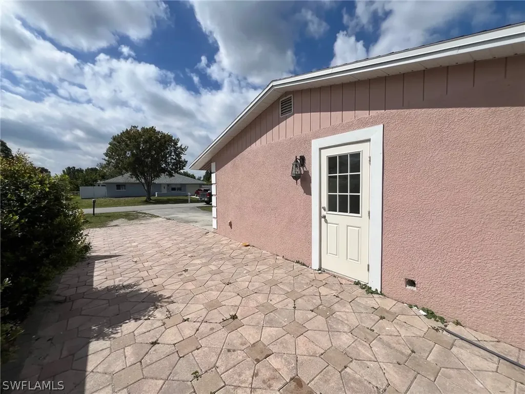 1116 Gifford Avenue S Lehigh Acres FL 33936