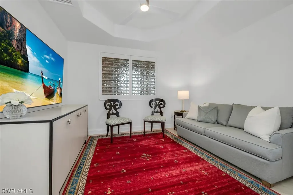 580 El Camino Real Naples FL 34119