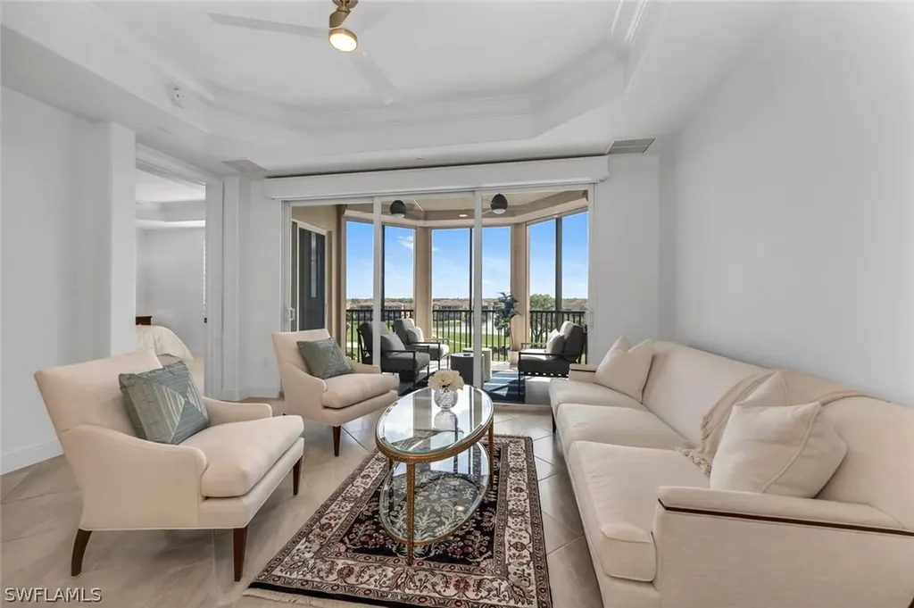 580 El Camino Real Naples FL 34119
