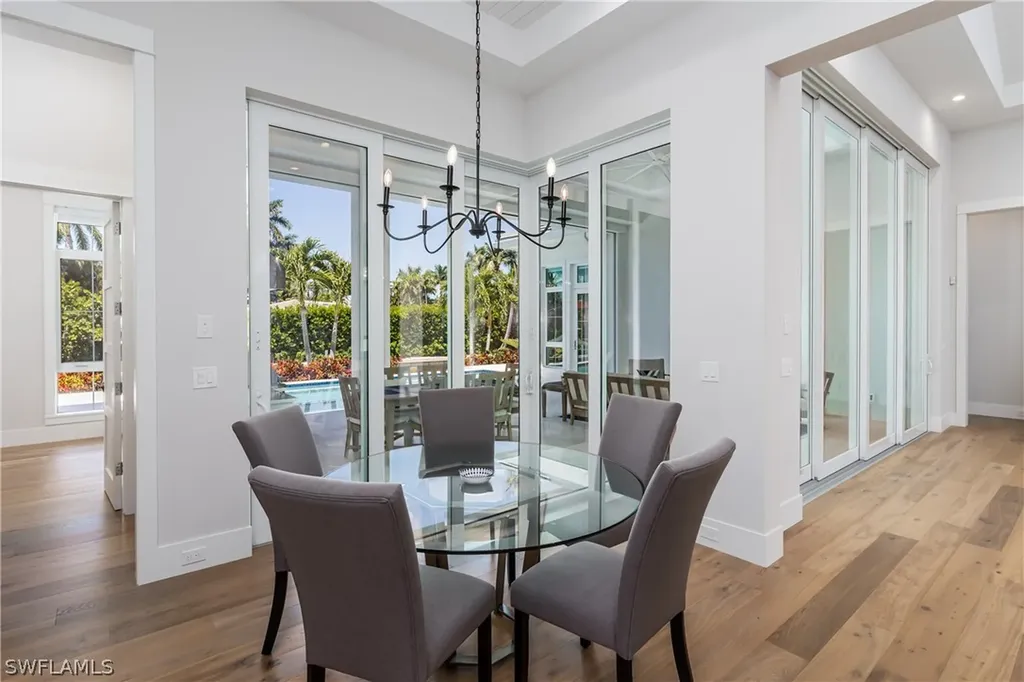 2150 Tarpon Road Naples FL 34102