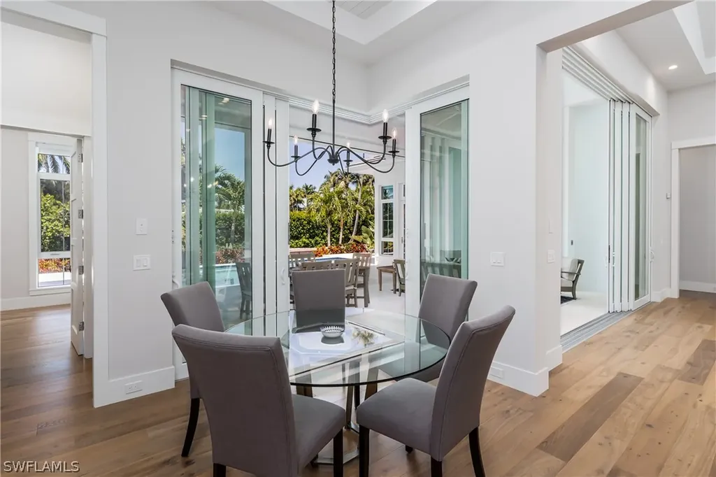 2150 Tarpon Road Naples FL 34102