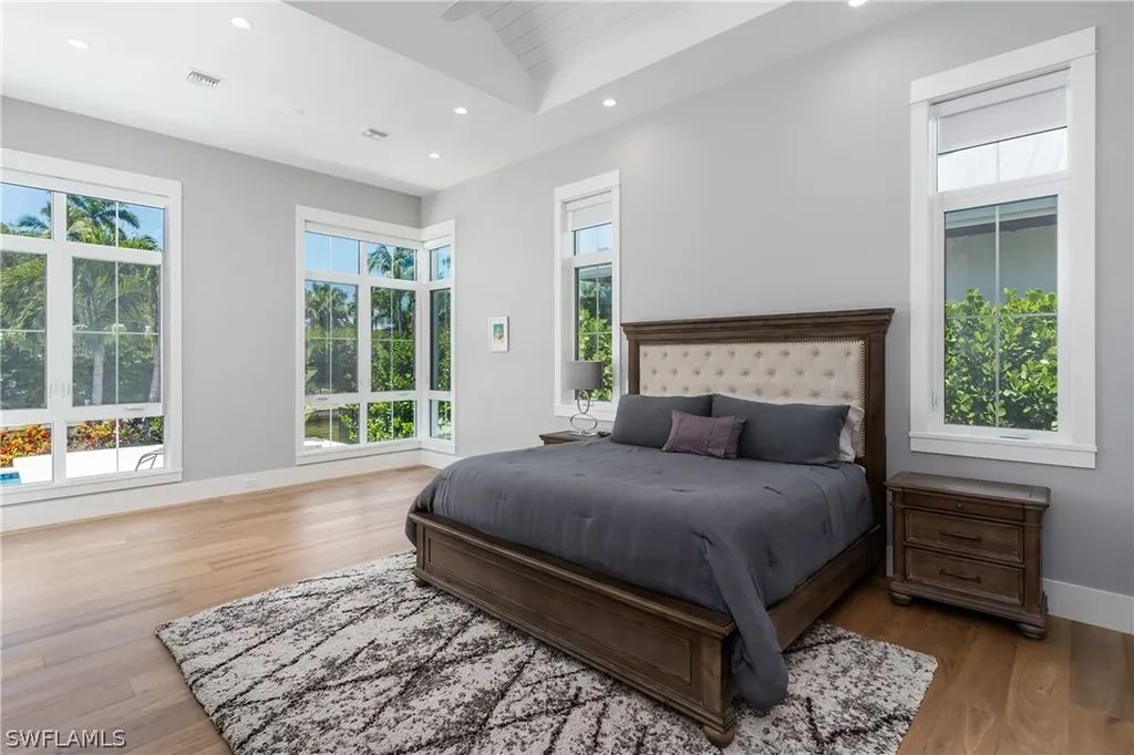 2150 Tarpon Road Naples FL 34102