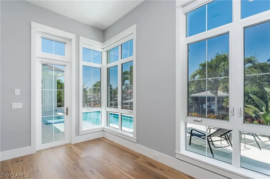 2150 Tarpon Road Naples FL 34102