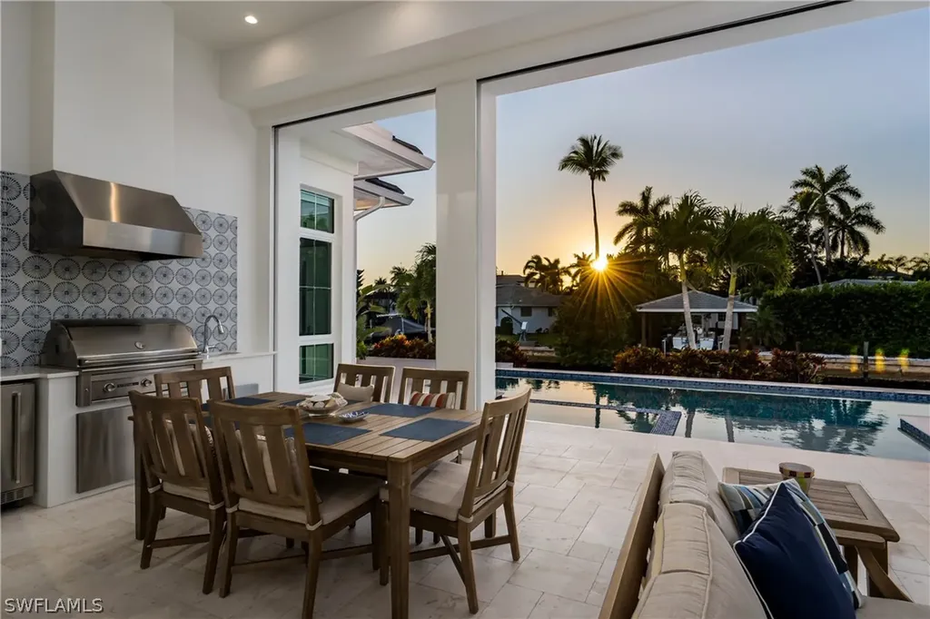 2150 Tarpon Road Naples FL 34102