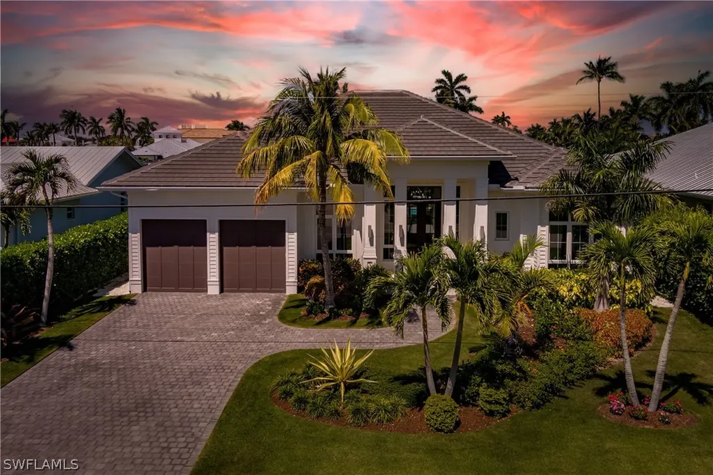2150 Tarpon Road Naples FL 34102