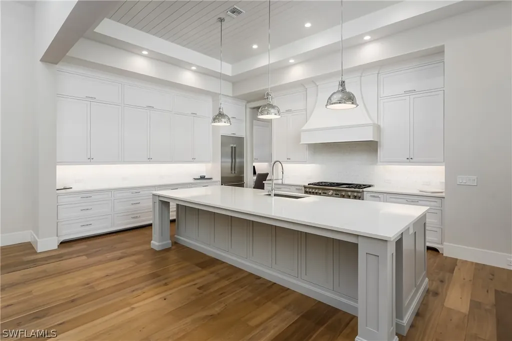 2150 Tarpon Road Naples FL 34102