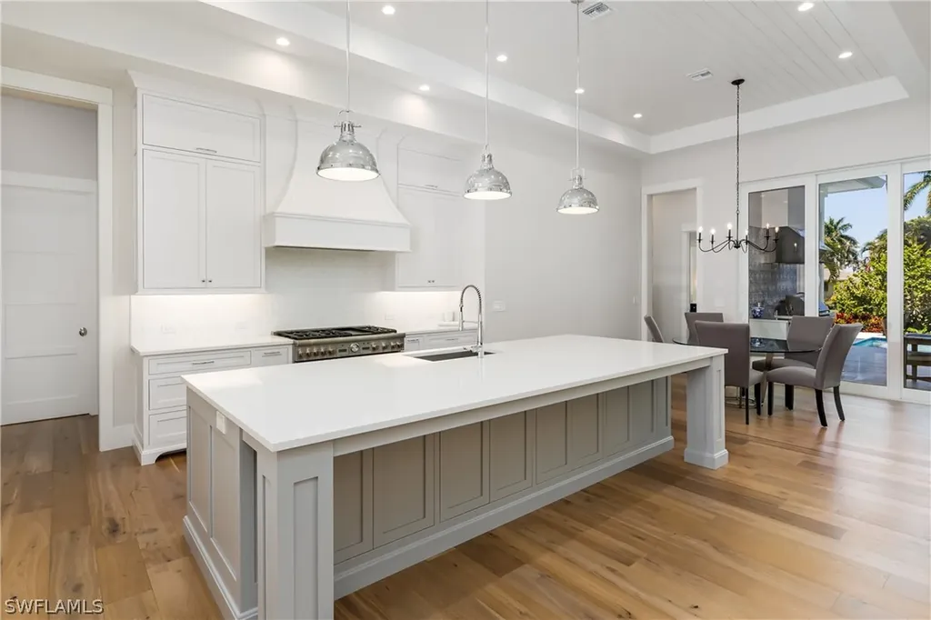 2150 Tarpon Road Naples FL 34102
