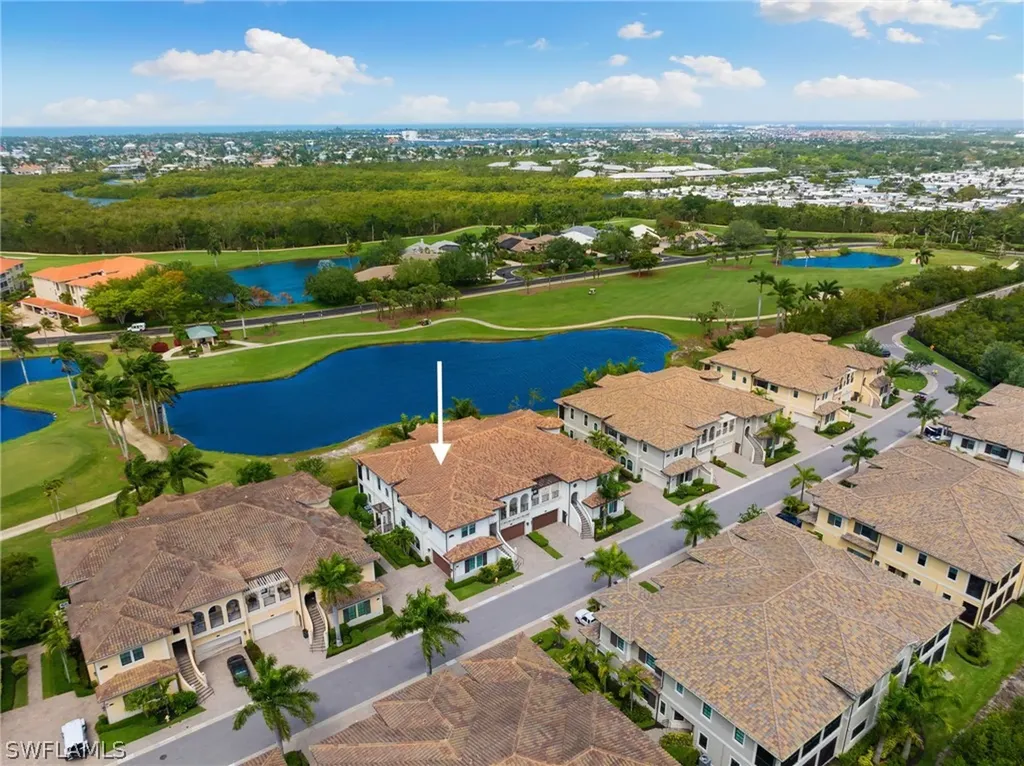 2489 Breakwater Way Naples FL 34112