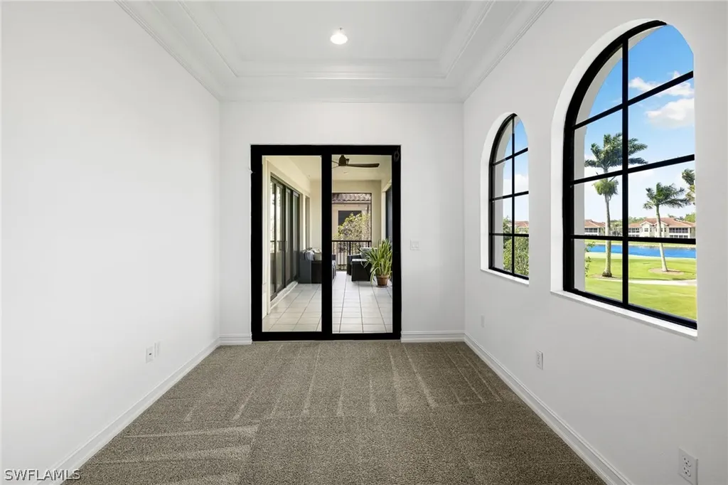 2489 Breakwater Way Naples FL 34112