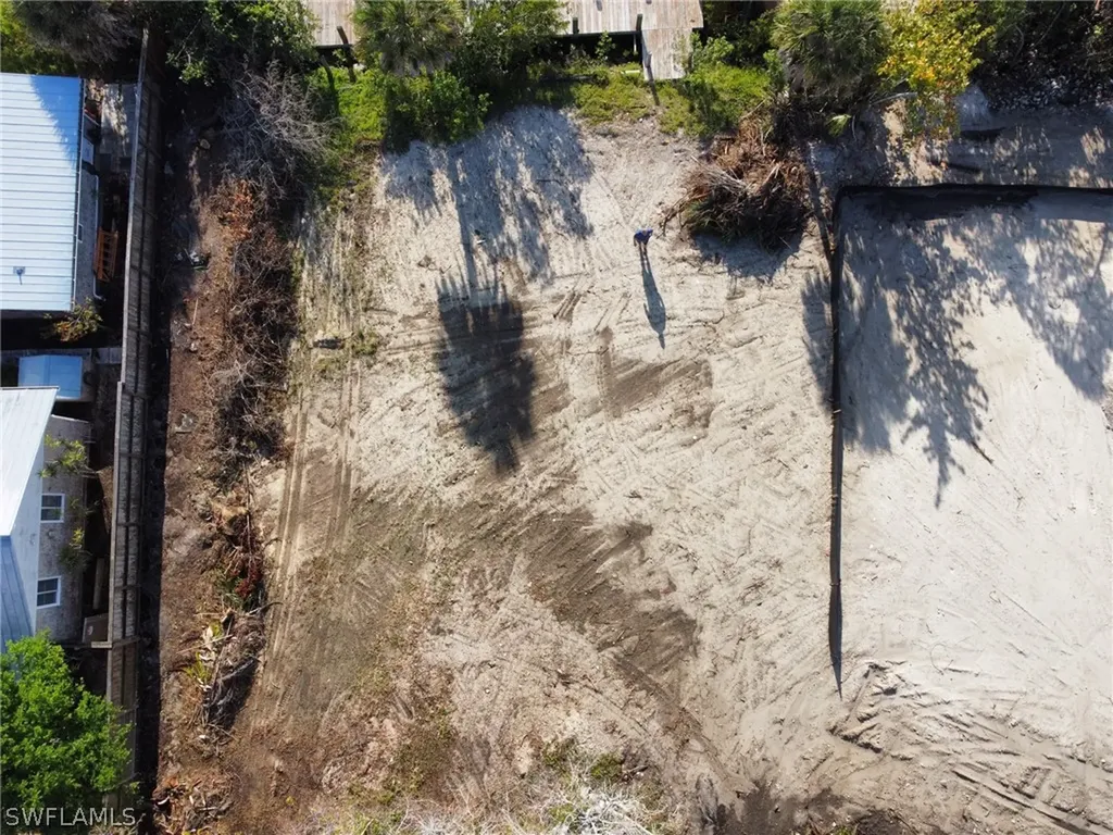 2948 Orange Street Naples FL 34112